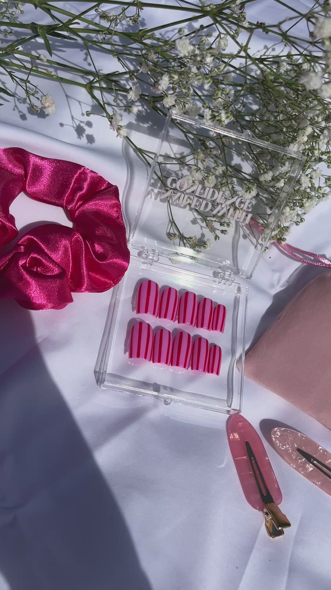 Stripe press on nails